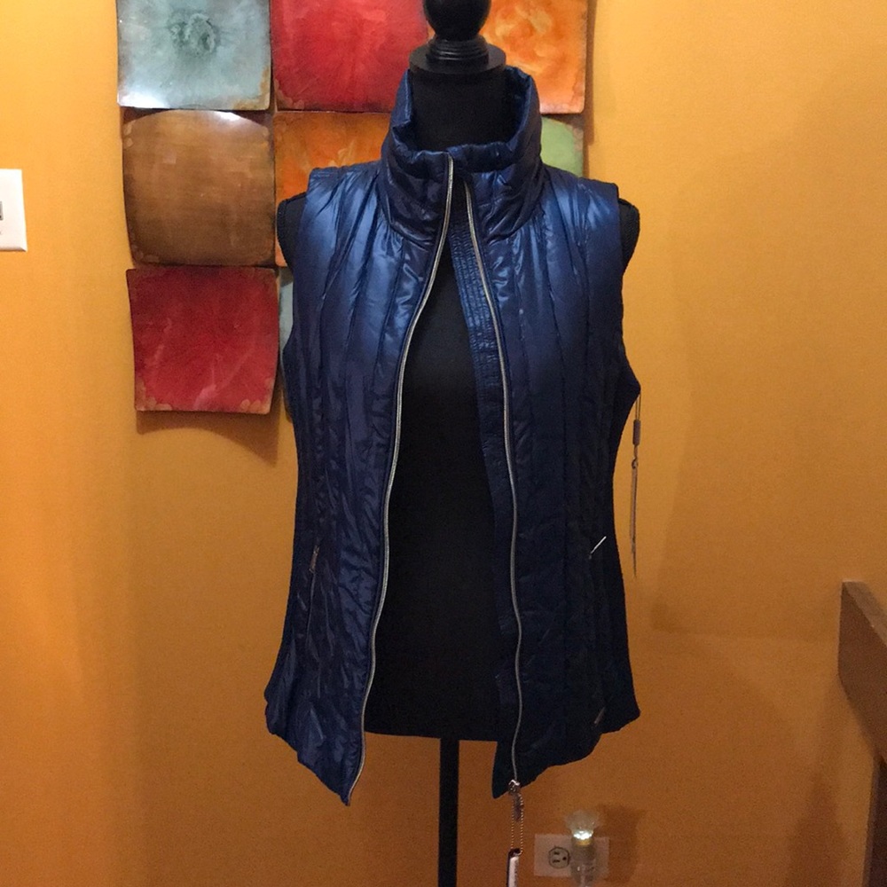 Calvin Klein Performance Navy Blue Quilted Puffer Vest NWT Medium